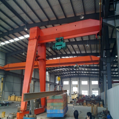 BMH電動(dòng)葫蘆半門式起重機(jī)安裝完成